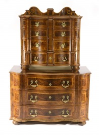 BAROQUE COMMODE WITH SUPERSTRUCTURE