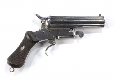 Šestihlavňová pistole