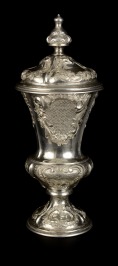 GOBLET WITH A LID