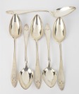 SET OF SPOONS []