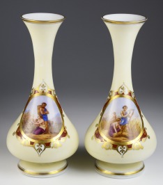 Pair of vases historicism