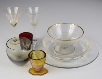 Soubor porcelánu, keramiky a skla - 20 ks