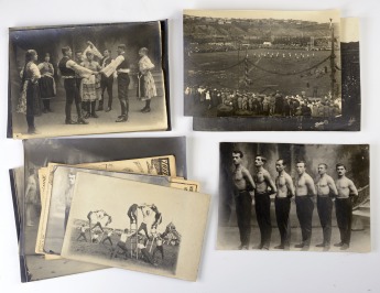 58 ks fotografie, pohlednice, dopisy se sokolskou tematikou, pozůstalost Inocence Koše 