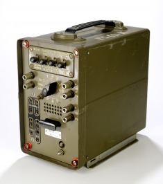 Skříňka dálkového ovládání pro vysílač RS 41-11, pozůstalost Milana Hanáka
