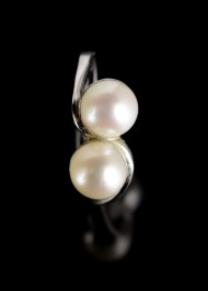 Gold-Ring mit Perlen