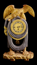 Clock with an Eagle