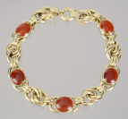 Gold Bracelet with Cornelians []