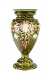 Historicizing Vase