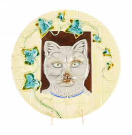 Wall Plate with a Cat