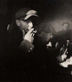 Raucher aus dem Zyklus Totaleinsatz [Zdeněk Tmej (1920-2004)]