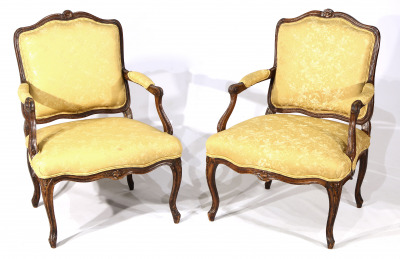 Zwei Sessel