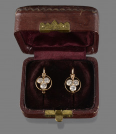 Gold Earrings with Brilliant Cut Diamonds
