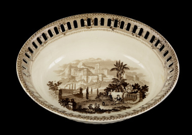 Bowl with pressed décor