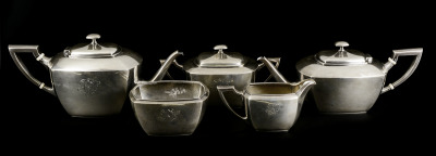 Stříbrná čajová souprava