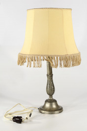 Lampa na noční stolek