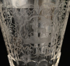 Neobarokní pohár s víkem []