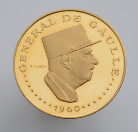 Zlatá pamětní mince 10 000 Franků - 10. výročí nezávislosti / Prezident De Gaulle