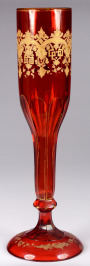 Vase mit Rubinlasur