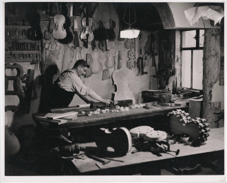 Manufacture of Violins [František Kollár (1904-1979)]