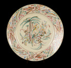 Plate with a Parrot []