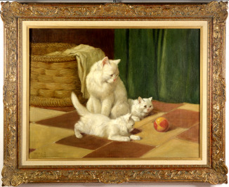 Angorakatze mit zwei spielenden Kätzchen und Ball [Arthur Heyer (1872-1931)]