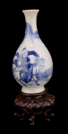 Pear shaped vase of blue and white porcelain
