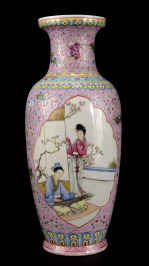 Porcelain famille rose vase